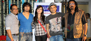 Sonu Nigam, Kirti Kulhari, Vir Das, Sooper Se Ooper movie images