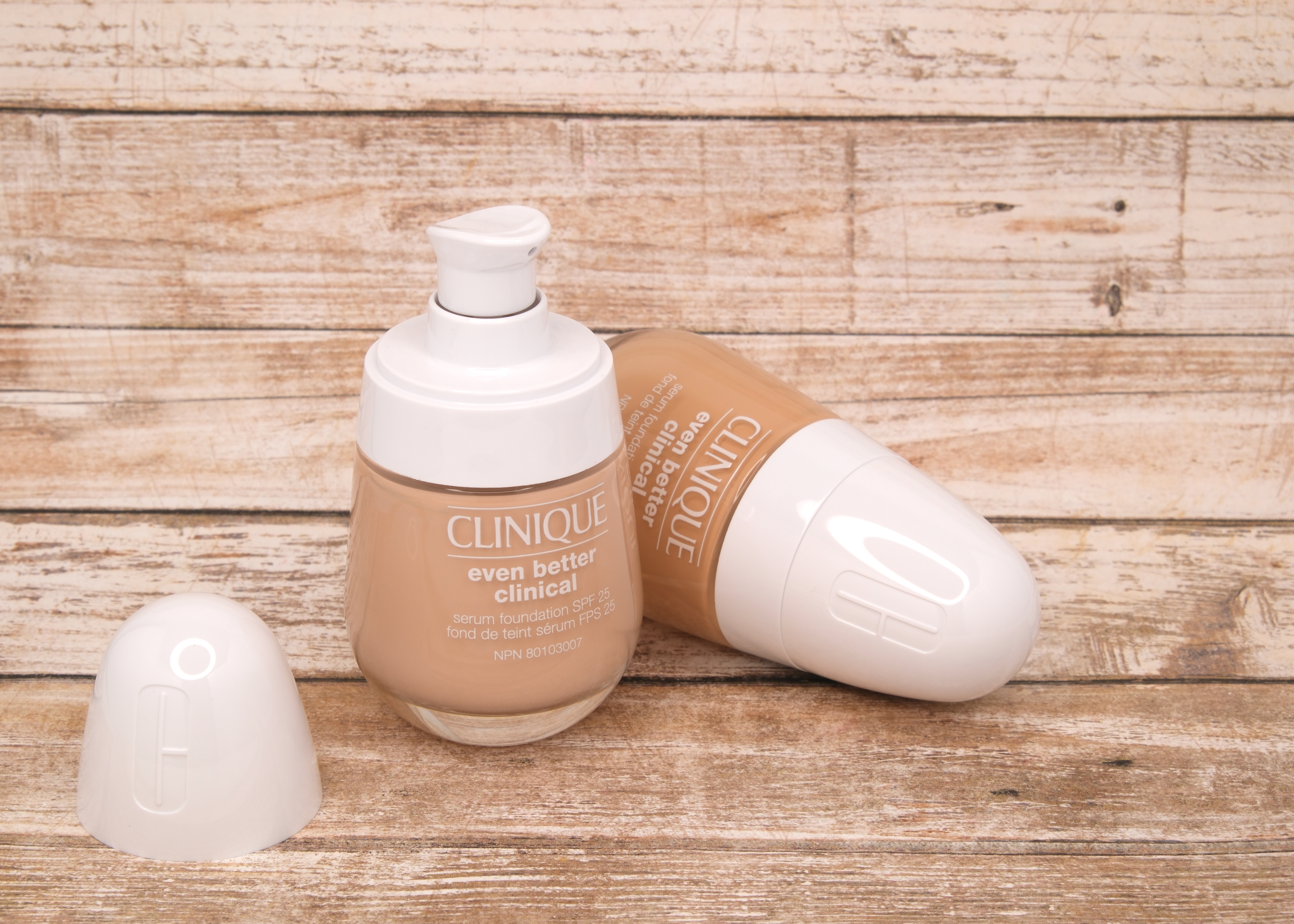 Clinique | Even Better Clinical Serum Foundation SPF 25: Review and Swatches