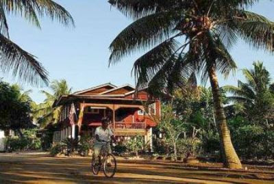 Homely: Rustic scenery and homestay can be found in Sungai Sireh along the Latar Expressway.