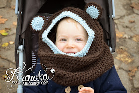 Krawka: Little bear - hooded cowl free crochet pattern. Brown bear with light blue ears, sooo cute and easy to make.