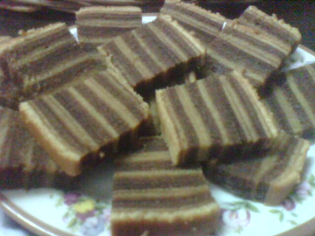 Baked and Bites: Kek Lapis Horlick Milo