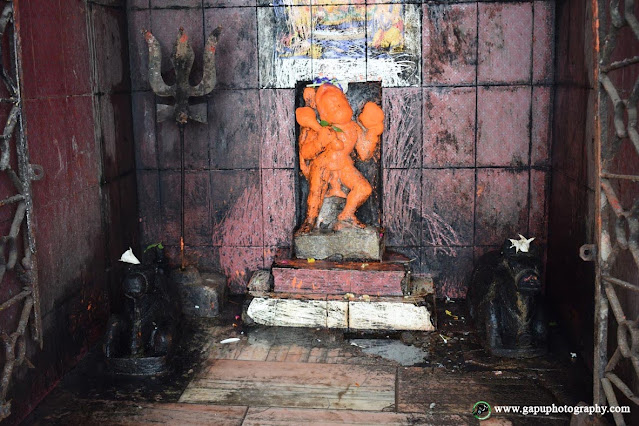 Hanuman Idol inside Akhandalamani Temple