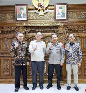 Jalin Sinergitas Kapolda Jatim Kunjungi Unair Surabaya
