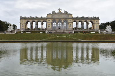 Palácio de Schönbrunn em Viena, Austria, Gloriette nos jardins do palacio