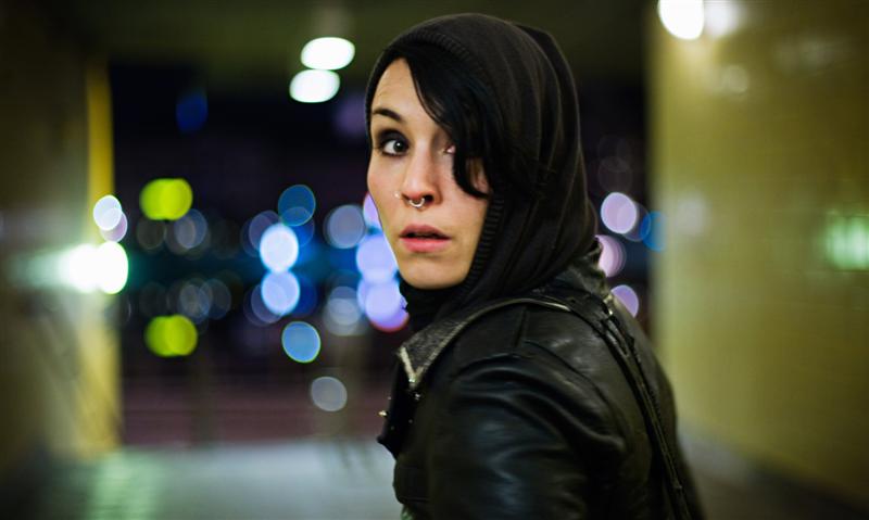 Three Beers Later...: Swedish Rule 5 -- Noomi Rapace!