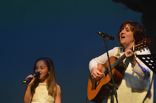 4° Festival Internacional de Narración Oral  "Cuentos por la Paz". Montevideo. Uruguay. Teatro Solís. Clara Bais Graciela Chámsarian  