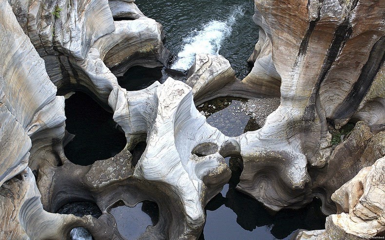 bourkes-luck-potholes-2