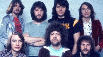 Electric Light Orchestra, uma banda que uniu o rock e a música clássica nos anos 70 e 80. Saiba mais sobre seus álbuns, shows e curiosidades.