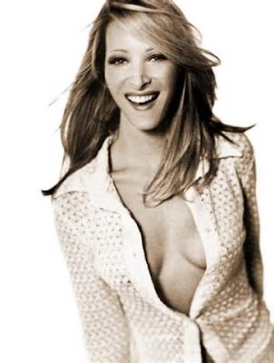 Lisa Kudrow hot boobs wallpaper