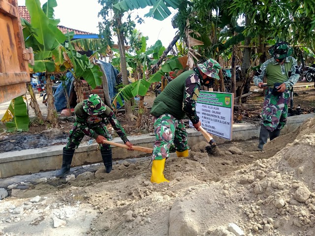 Kejar Taget Pra TMMD Reg 112 Di Desa Majasto, Tanah Urug  Mulai Didatangkan Untuk Pengurukan Bahu Jalan