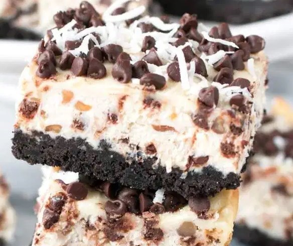 ALMOND JOY CHEESECAKE BARS #desserts #cake