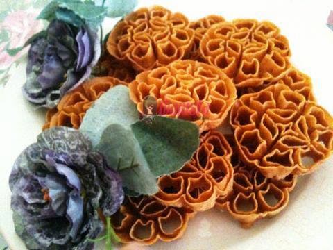 Di celah-celah kehidupan: Resepi Kuih Loyang Berempah