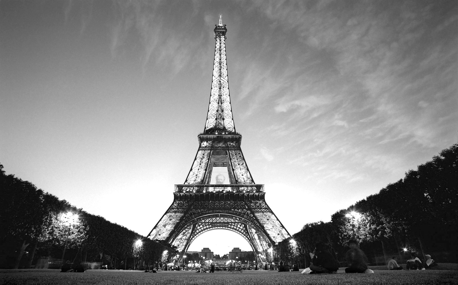 Paris: Paris Eiffel Tower Black And White