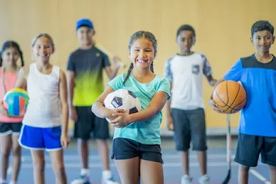 Esportes nas Escolas: Atividades de Campo, Rede/Parede e Invasão para Crianças