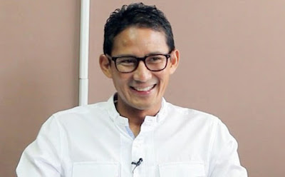 Sandiaga Uno Membuat Surat Mundurnya Sebagai Wakil Gubernur DKI