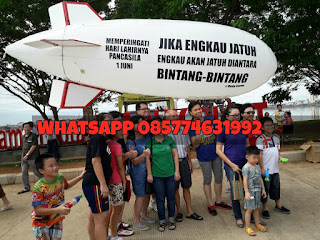 KREASI BALON kami menerima jasa penyewaan Sewa Balon Zeppelin untuk media Iklan Anda dan kami juga dapat menambahkan logo,banner,atau pesan singkat pada Sewa Balon Zeppelin sesuai kebutuhan Anda. Whatsapp 085774631992