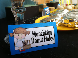 Dorothy Wizard of Oz Character Table Cards with Munchkin Donuts