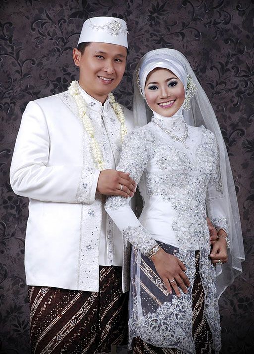 Baju Kebaya Pengantin Muslim Modern