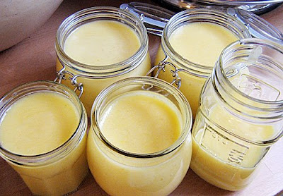 Lemon Curd in jars