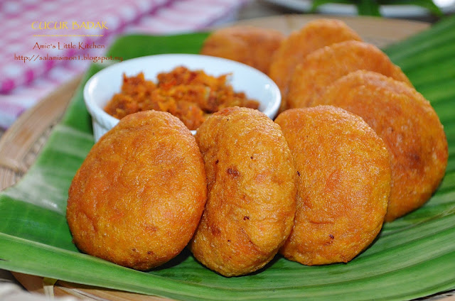 AMIE'S LITTLE KITCHEN: Cucur Badak