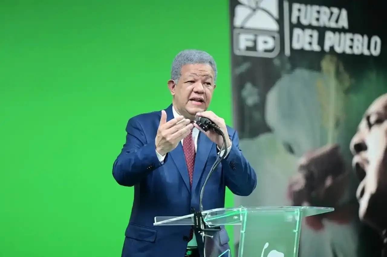 Leonel Fernández, presidente FP