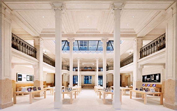 APPLE STORE--PARIS