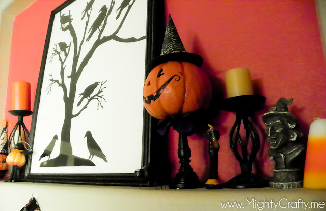 Halloween Mantel - www.MightyCrafty.me