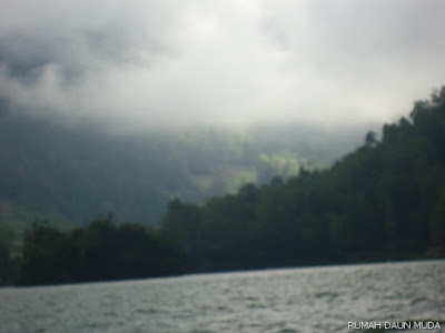 kabut tebal,telaga sarangan