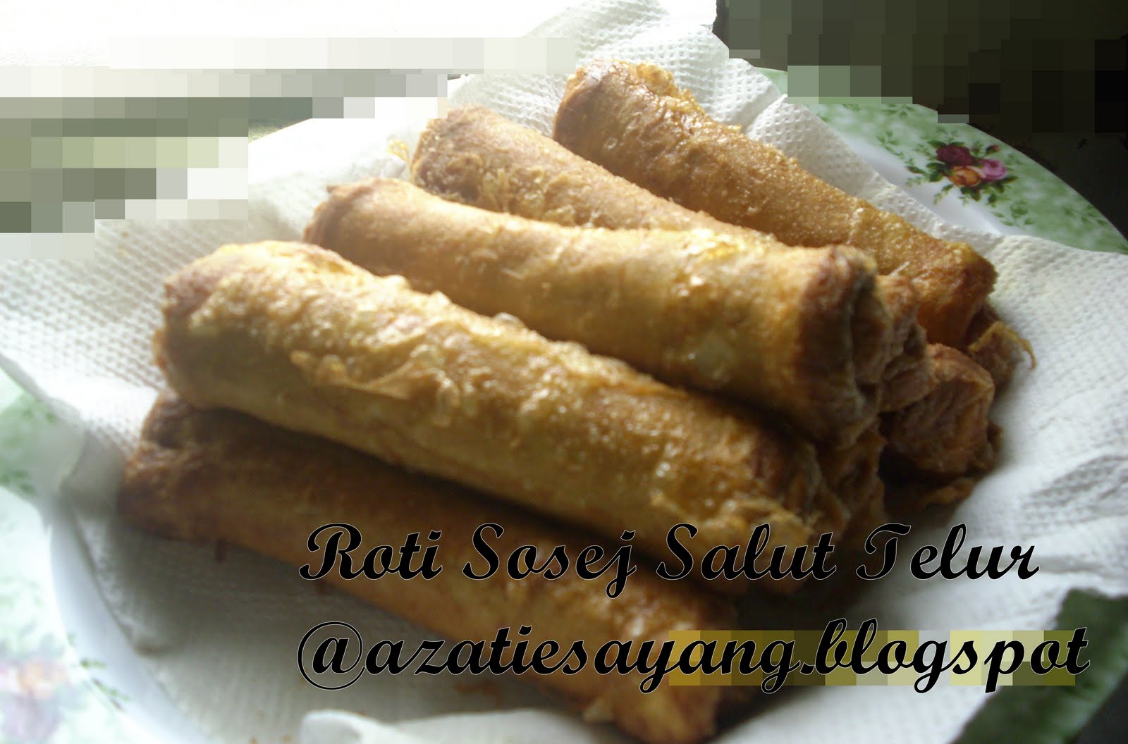 Azatiesayang♥♥: Roti Sosej Salut Telur.