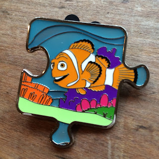 Finding Nemo Character Connection Limited Edition Mystery Pin Collection marlin