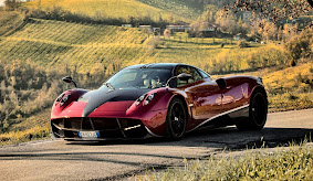 Mobil Sport Pagani Huayra Terbaru_5