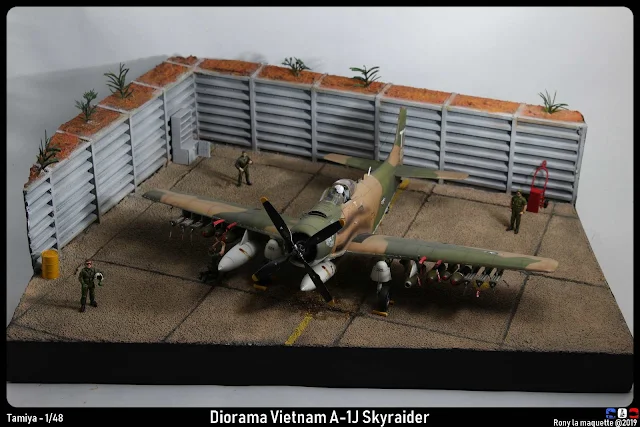 Diorama du A-1J Skyraider au Vietnam au 1/48.