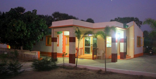 Hotel Palms Diu provides a number of modern facilities to its guests. 