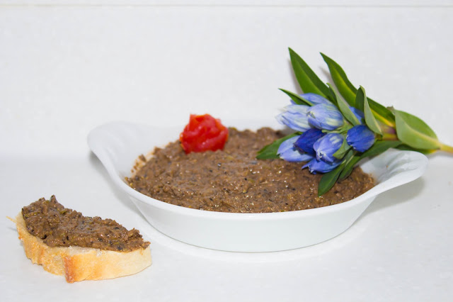 Souvenir des apéros d'été : Ma recette de tapenade :)