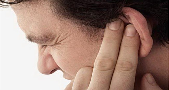 Dor de ouvido: conheça sintomas, causas e prevenção