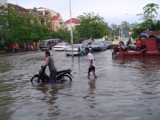 Cambodia picture Flood water