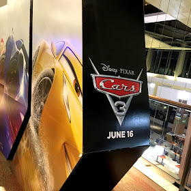 Disney·Pixar Cars 3 Movie Theater Display 