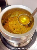 Mochai Kootu - Field Beans Curry