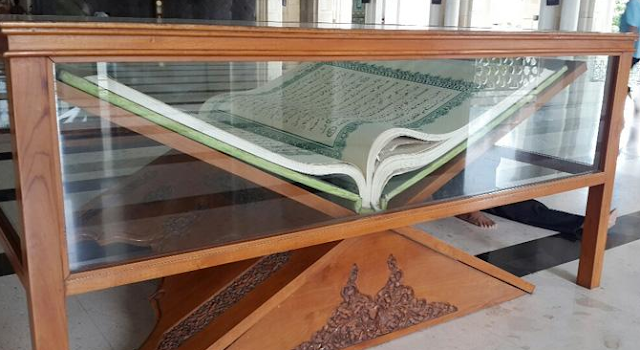 Bersatulah - Al Quran di Masjid Raya Makasar, Makasar