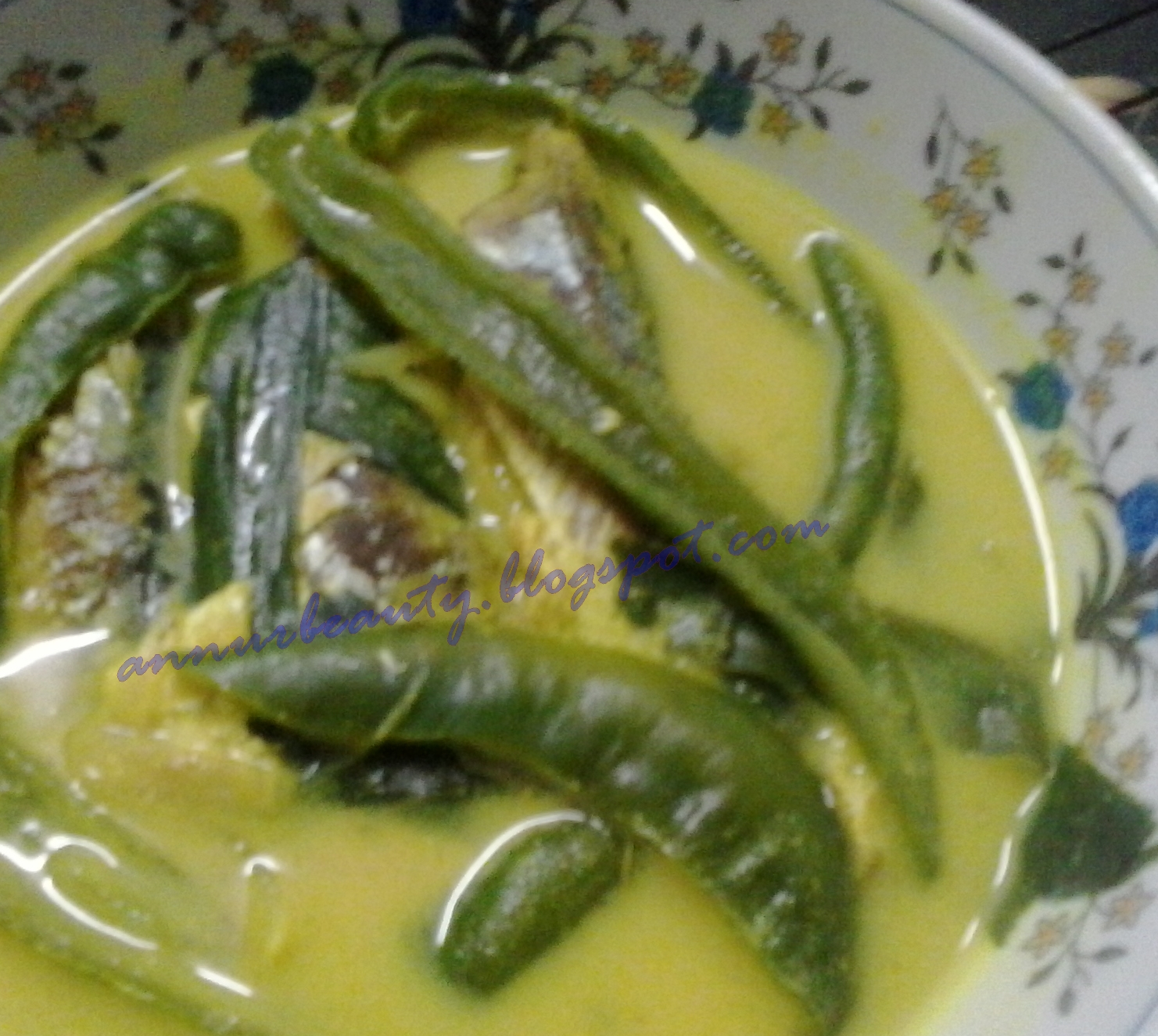 Ikan Kembung Rebus Masak Lemak Cili Hijau - kEmA.kItCheN