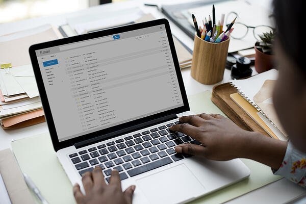 9 Types of Email Marketing You Should Be Sending