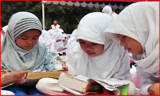 Kewajiban Berhias Diri dengan Akhlakul Karimah