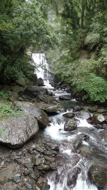 wulai neidong national forest recreation area middle level waterfall