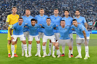 S. S. LAZIO. Temporada 2023-24. Ivan Provedel, Ciro Immobile, Matías Vecino, Alessio Romagnoli, Daichi Kamada, Luis Alberto. Luca Pellegrini, Felipe Anderson, Adam Marušić, Patric Gabarrón, Mattia Zaccagni. S. S. LAZIO 1 🆚 CLUB ATLÉTICO DE MADRID 1 Martes 19/09/2023, 21:00 horas. Liga de Campeones, fase de grupos, Grupo E, jornada 1. Roma, Italia, estadio Olímpico: 46.168 espectadores. GOLES: ⚽0-1: 29’, Pablo Barrios. ⚽1-1: 90+5’, Ivan Provedel.