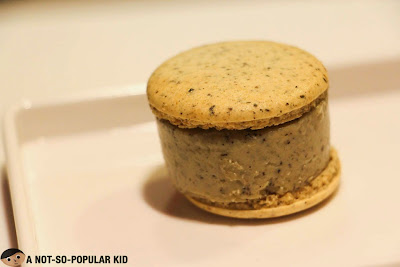 Black Seasame Macaron Ice Cream of Chez Karine