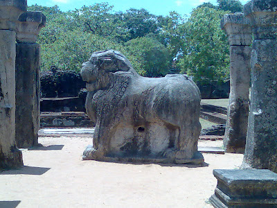 Polonaruwa - The ancient ruined city in Sri Lanka | Sri lanka Travel