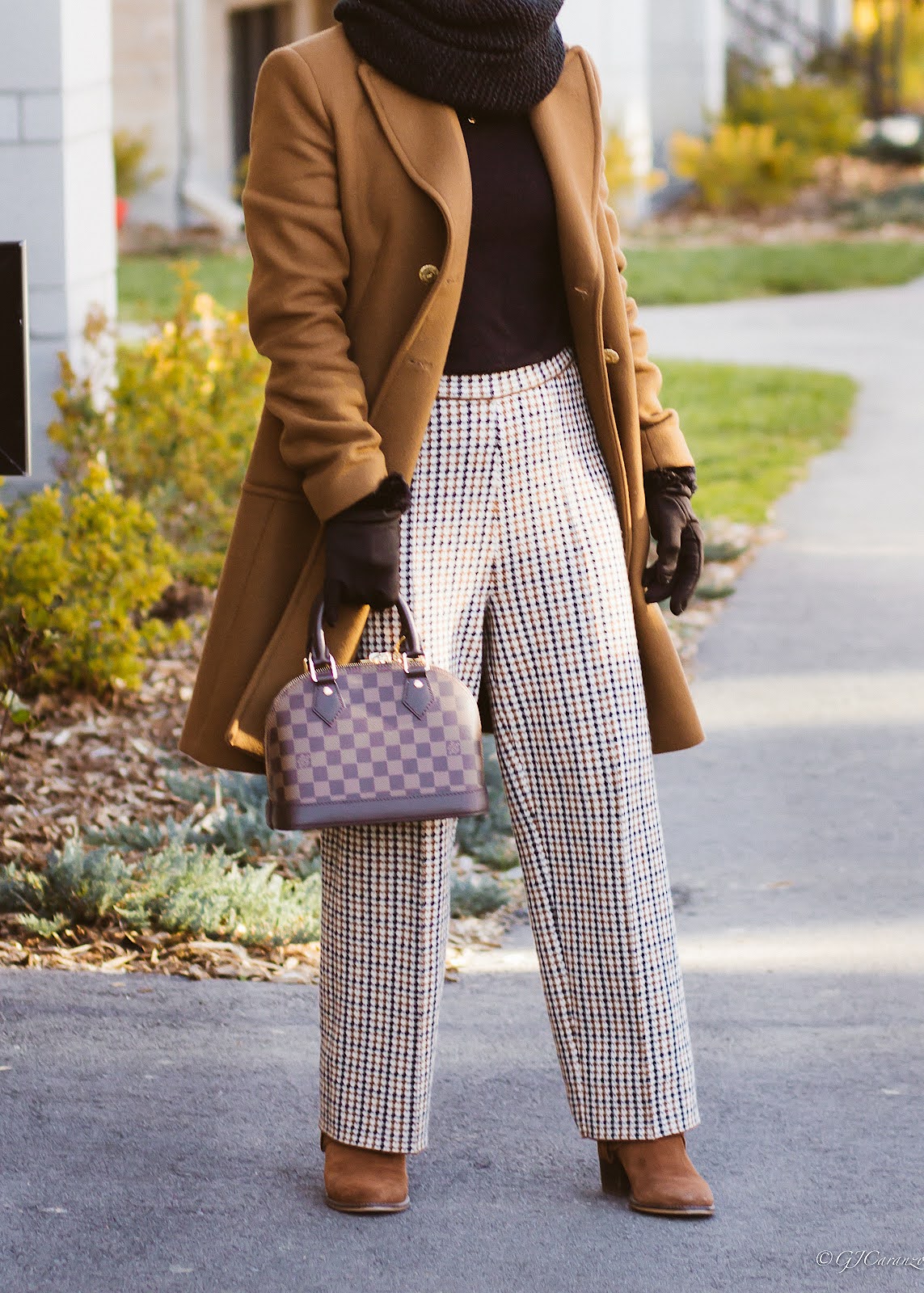 Zara Wool Blend Coat | H&M Knit Infinity Scarf | Zara Knit Pants | Steve Madden Suede Ankle Boots | Louis Vuitton Alma BB Bag | Uniqlo Turtleneck Top | Gucci Sunglasses | Petite Style | Fall Fashion