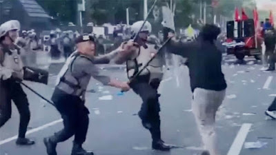 Buntut Gesekan Aksi Demo May Day Depan Kantor Gubernur Jateng, Satu Personel Polrestabes Semarang Diperiksa Propam