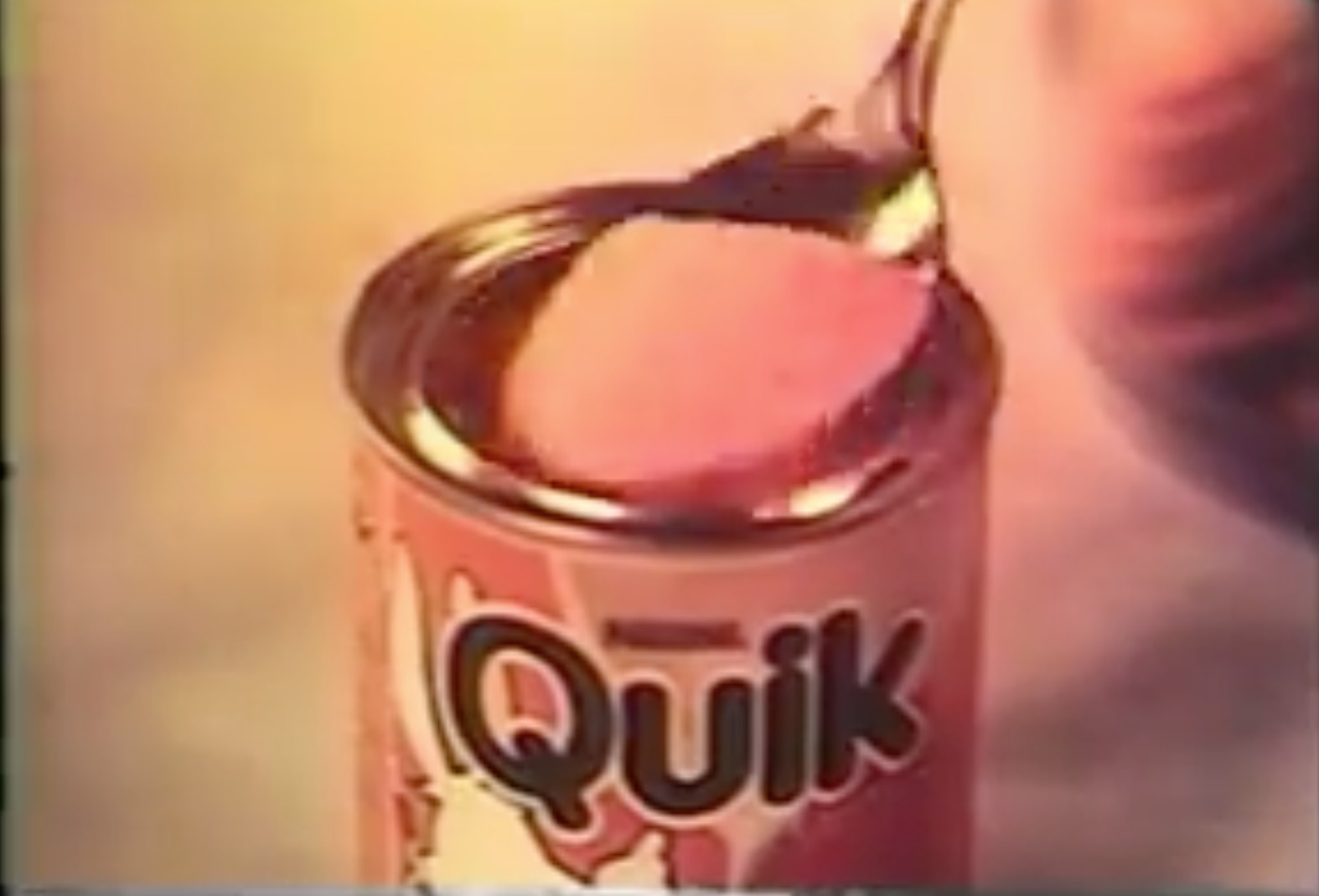 Campanha de lançamento do achocolatado Quik da Nestlé em 1980