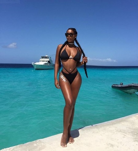 Smoking Hot! Beauty Queen Sets Instagram on Fire With Super S*xy Bikini Photos